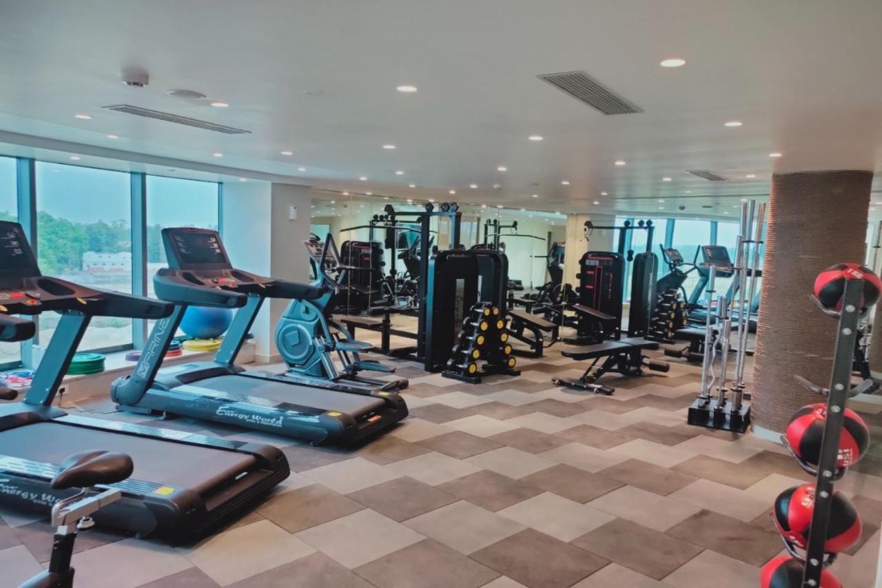 Radisson Hotel Bareilly Airport Экстерьер фото