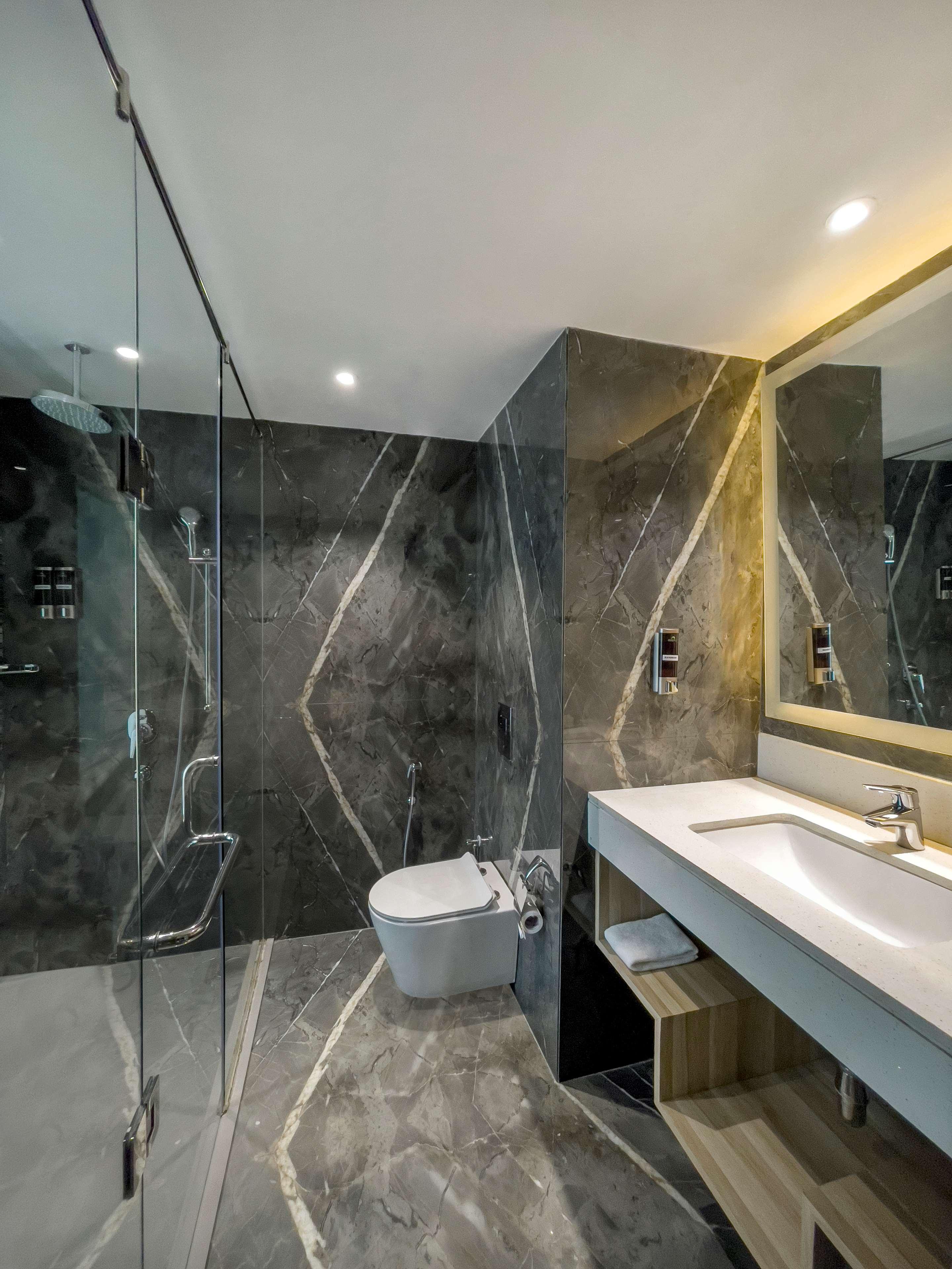 Radisson Hotel Bareilly Airport Экстерьер фото